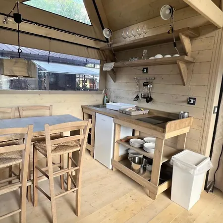 Glamping Rivabella Luxury tent Lecco